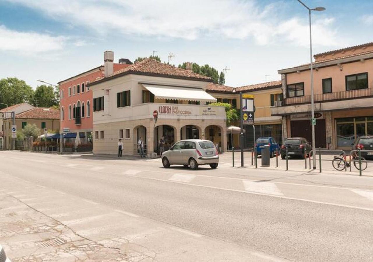 Al Piccolo Clarin Aparthotel Mestre Exteriör bild