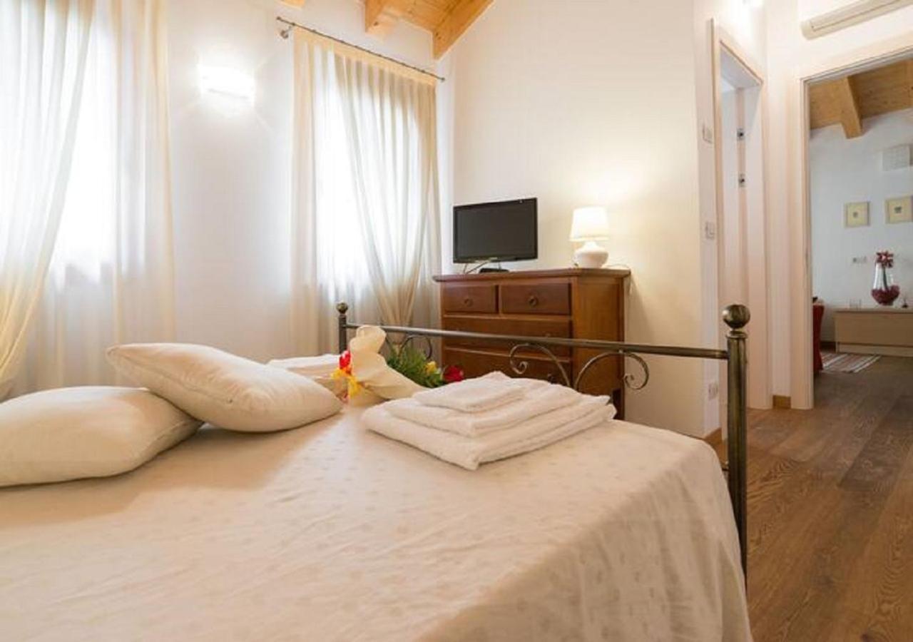 Al Piccolo Clarin Aparthotel Mestre Exteriör bild